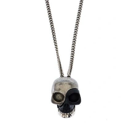 Pre-owned Alexander Mcqueen Matte Black & Antique Silver Tone Divided Skull Pendant Necklace