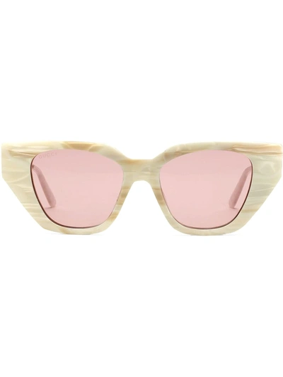 Gucci Cat-eye Sunglasses In Pink