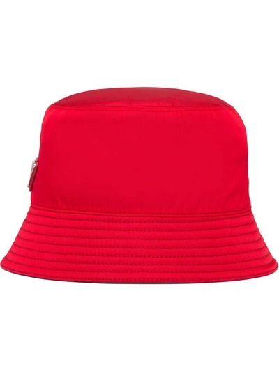 Prada Logo Plaque Bucket Hat In Red