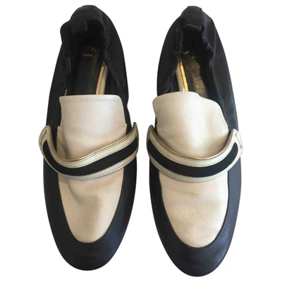 Pre-owned Lanvin Leather Flats In Black