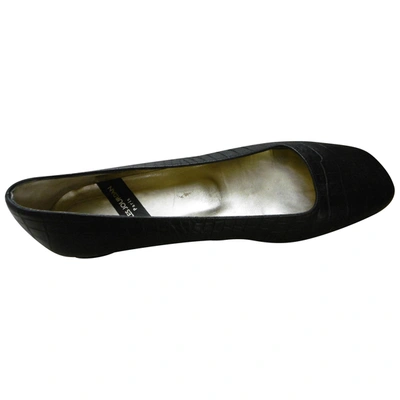 Pre-owned Charles Jourdan Leather Ballet Flats In Black