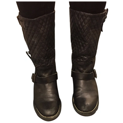 Pre-owned Chanel Leather Biker Boots In Black