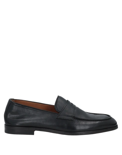 Doucal's Woven Slip-on Loafers In Black