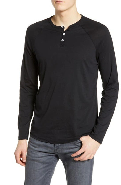 Alternative Raglan Henley In True Black