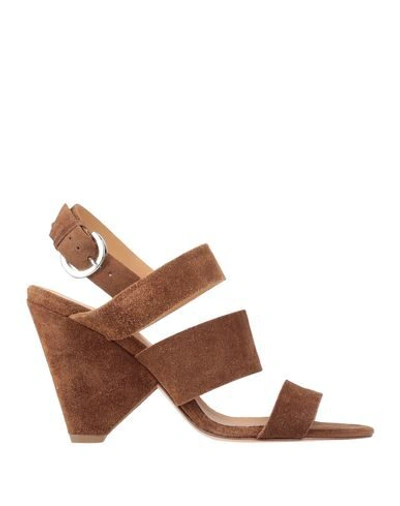 Anna F Sandals In Camel
