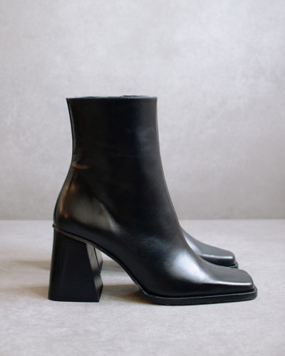 Alohas South 80mm Leather Ankle Boots In Black