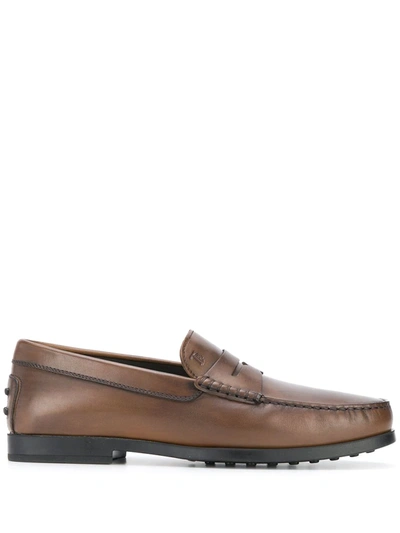 Tod's Gommini Leather Loafer In Brown