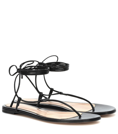 Gianvito Rossi 10mm Leather Thong Sandals In Black