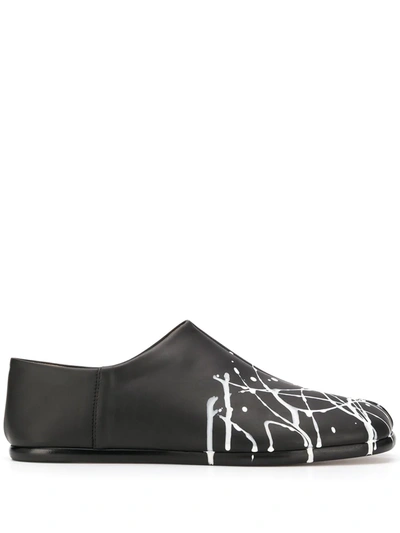 Maison Margiela Tabi Slip-on Shoes In 黑色