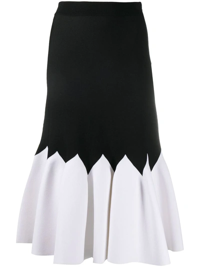 Alexander Mcqueen Contrast Zigzag Pleated Knit Skirt In Black