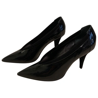 Pre-owned Donna Karan Patent Leather Heels In Black