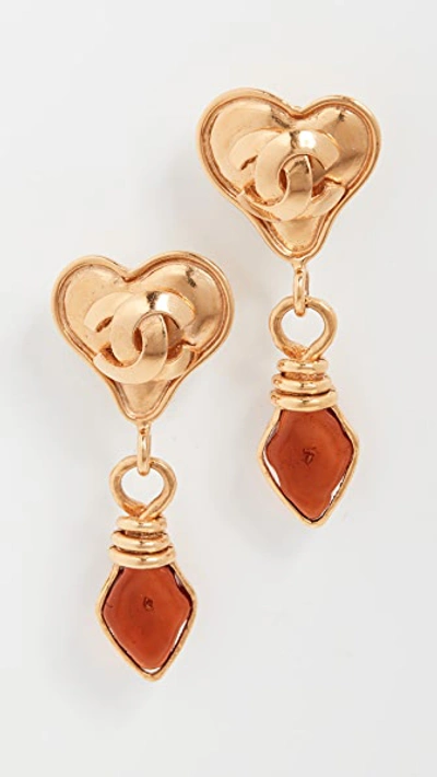 Pre-owned Chanel Heart Earrings In Yellow Gold