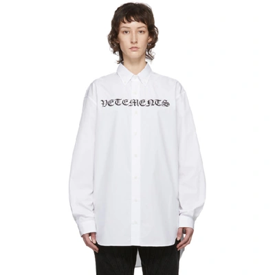 Vetements Gothic Logo Oversized Cotton Shirt In White