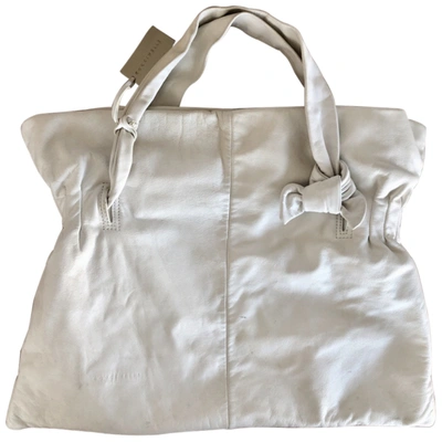 Pre-owned Coccinelle Leather Tote In White