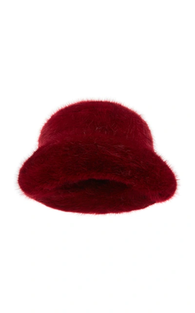 Emma Brewin Classic Faux Fur Bucket Hat In Red