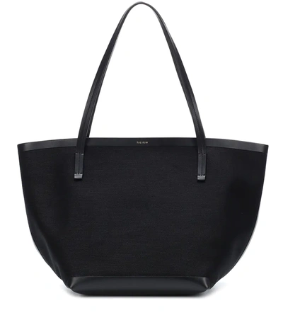 The Row Engraved Logo Tote In Black