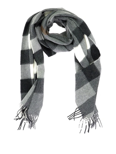 Burberry Cashmere Checked Scarf In Grey