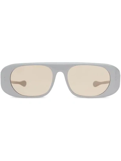 Burberry Blake Curved-frame Sunglasses In Grey