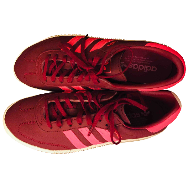 maroon adidas trainers