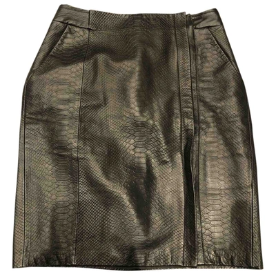 Pre-owned Vince Leather Mid-length Skirt In Black
