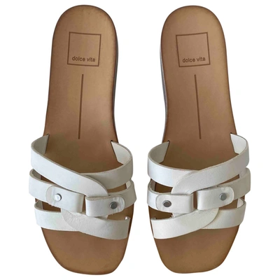 Pre-owned Dolce Vita Leather Sandal In White