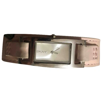 Pre-owned Dkny Watch In Pink