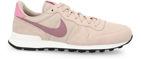 nike internationalist plum