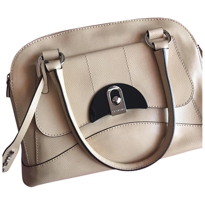 Pre-owned Cromia Leather Handbag In Beige