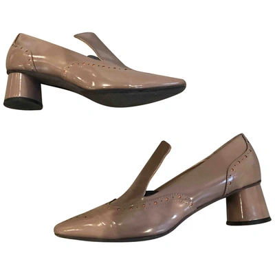 Pre-owned Carven Patent Leather Heels In Beige