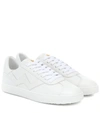 Stuart Weitzman Daryl Leather Low-top Sneakers In White