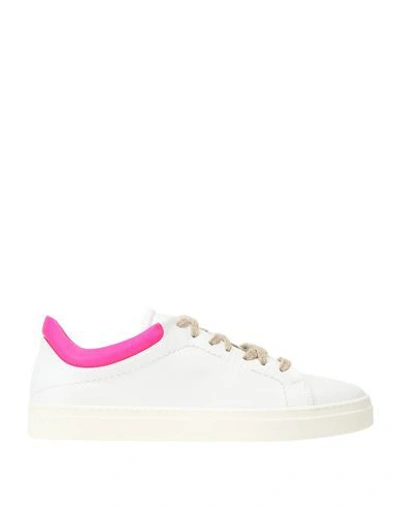 Yatay Sneakers In White