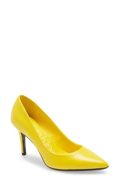 Calvin Klein Gayle Pumps Women's Shoes In Scuba Yellow Leather