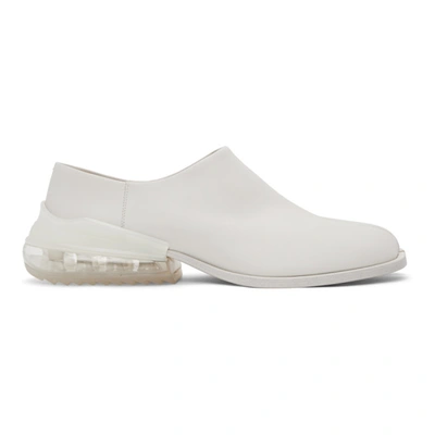 Maison Margiela Tabi Airbag Heel Loafers In White In T1003 White