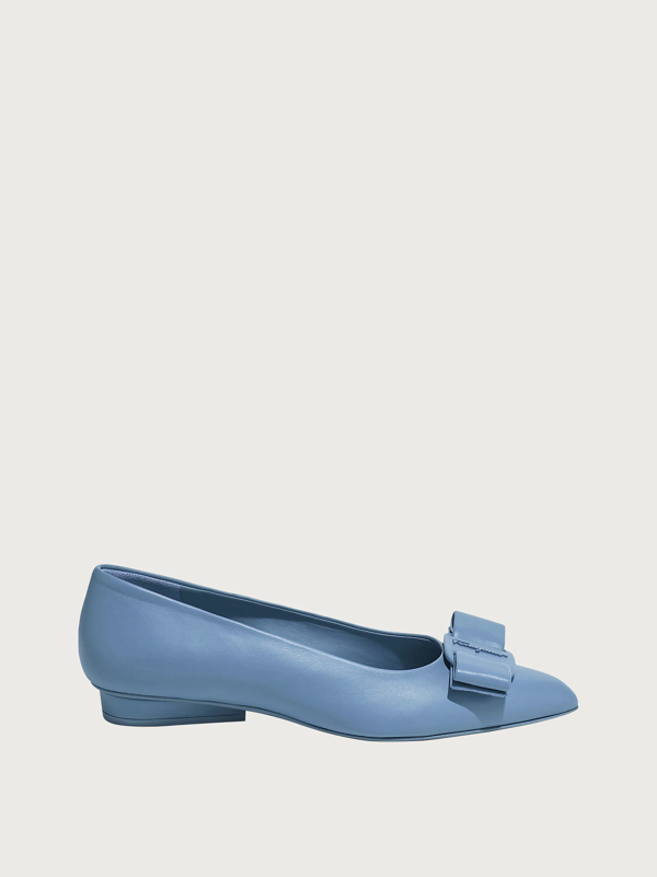 salvatore ferragamo pointed flats