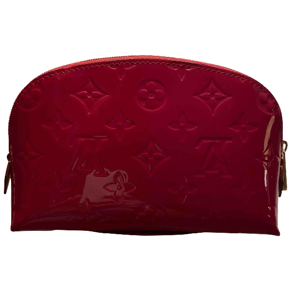 Pre-Owned Louis Vuitton Red Patent Leather Clutch Bag | ModeSens