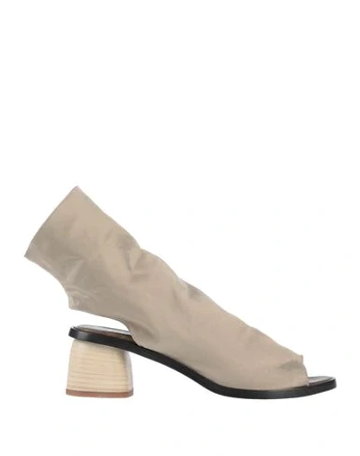 Lemaré Sandals In Khaki