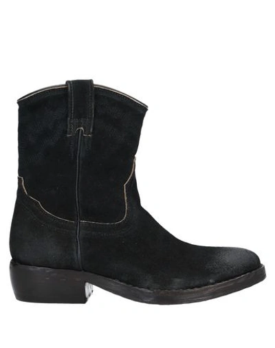 Catarina Martins Ankle Boots In Black