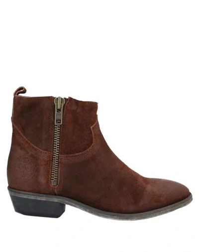 Catarina Martins Ankle Boots In Cocoa