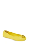 Tory Burch Minnie Travel Ballet Flats With Leather Logo In Aged Lemon / Aged Lemon