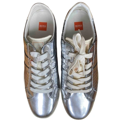 Pre-owned Hugo Boss Leather Trainers In Silver