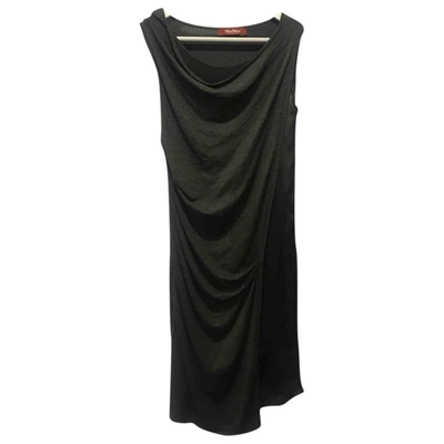Pre-owned Max Mara Silk Mid-length Dress In Grey