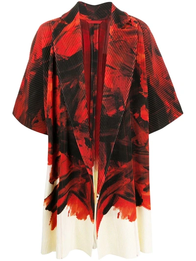 Issey Miyake Ribbed Abstract-print Kimono In Red