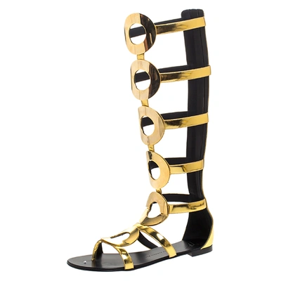 Pre-owned Giuseppe Zanotti Metallic Gold Leather Embellished Rylee Gladiator Flat Sandals Size 41