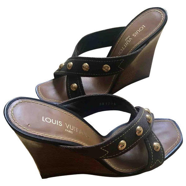 Louis Vuitton Slippers Brown