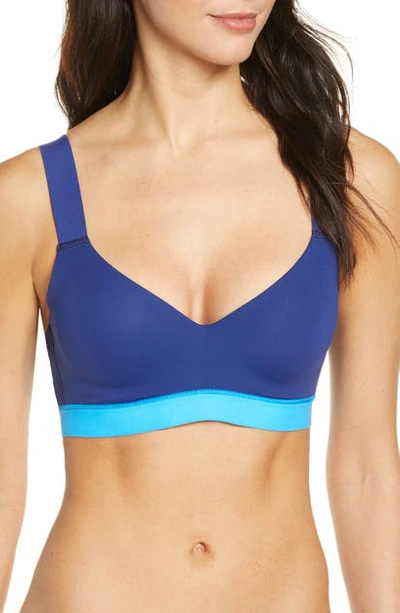 Natori Dynamic Convertible Medium-impact Sports Bra In Rich Navy/ Malibu Blue