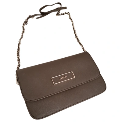 Pre-owned Dkny Leather Clutch Bag In Khaki
