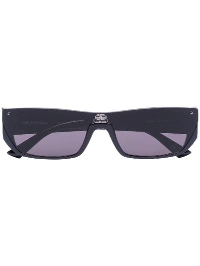 Balenciaga Rectangular Logo Sunglasses In Schwarz