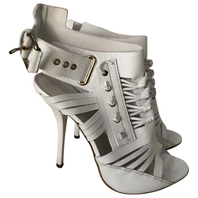 Pre-owned Givenchy Leather Sandal In White
