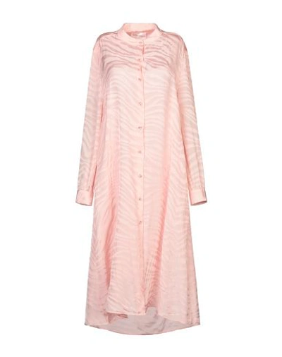 Carmen March Knee-length Dress In Pink