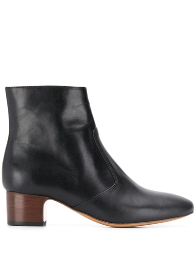 Apc Joey Boots With Heels In Noir